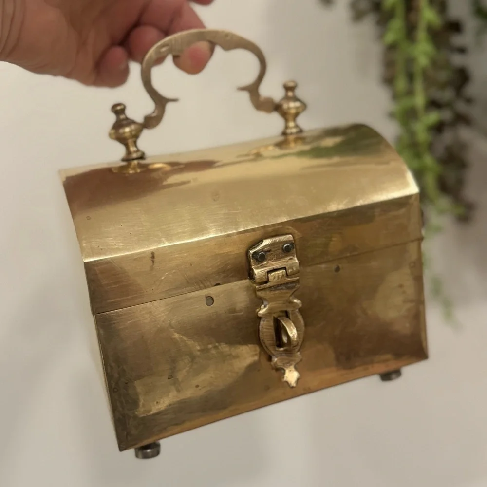 Vintage Solid Brass Handcrafted Jewelry Trinket Box Decorative